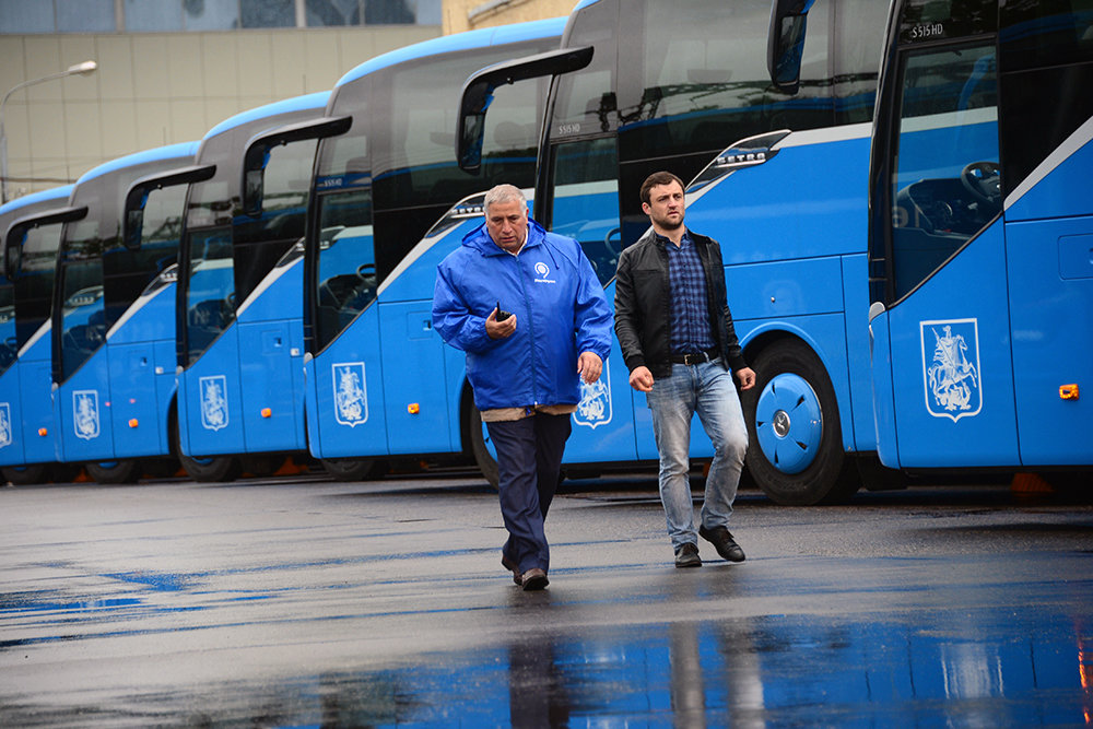 Городской и пригородный транспорт. FIFA 2017 на автобусах Мосгортранса.